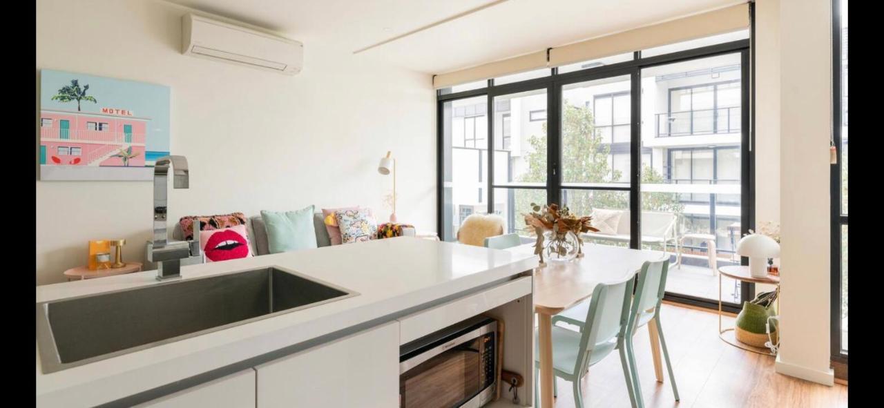 The Pas.Coe - A Stylish 1 Bedroom Unit With Free Parking. Μελβούρνη Εξωτερικό φωτογραφία